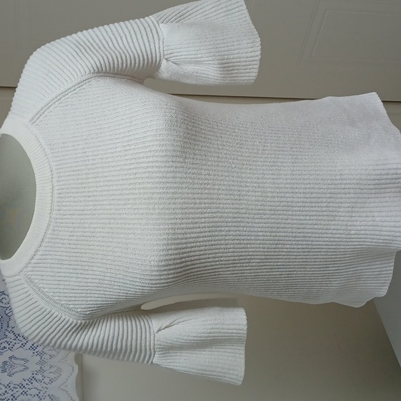 Worthington  white bell sleeve sweater Size S - Picture 1 of 11